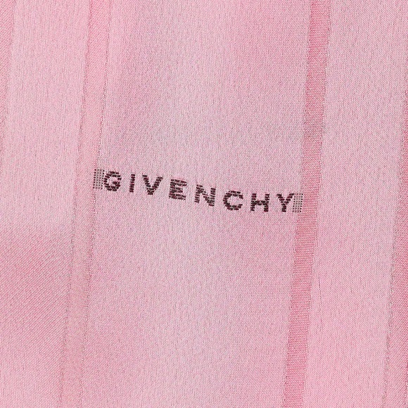 Givenchy pink silk shorts - Picture 3 of 6